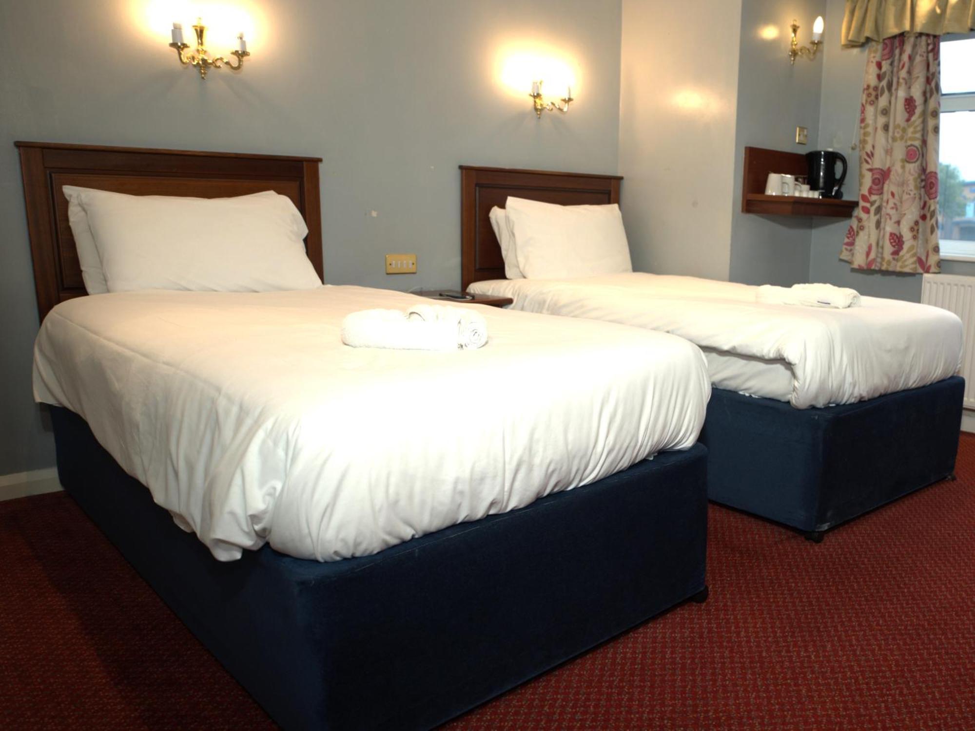 Consort Hotel Rotherham Exterior foto