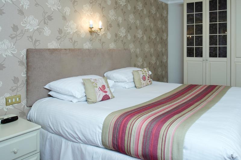 Consort Hotel Rotherham Exterior foto